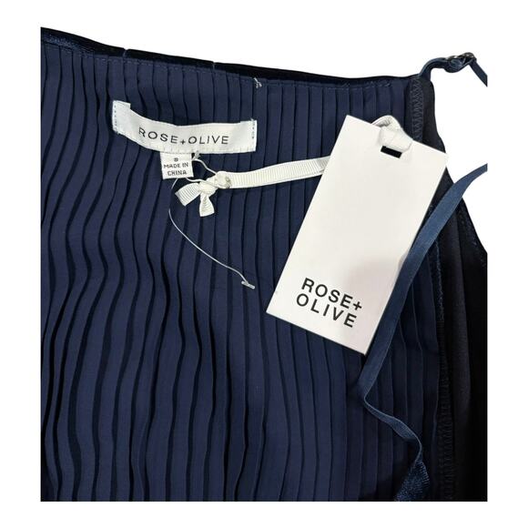 NWT Rose + Olive Womens Size Small Tank Top Navy Blue‎ Velvet Layered - Picture 3 of 8